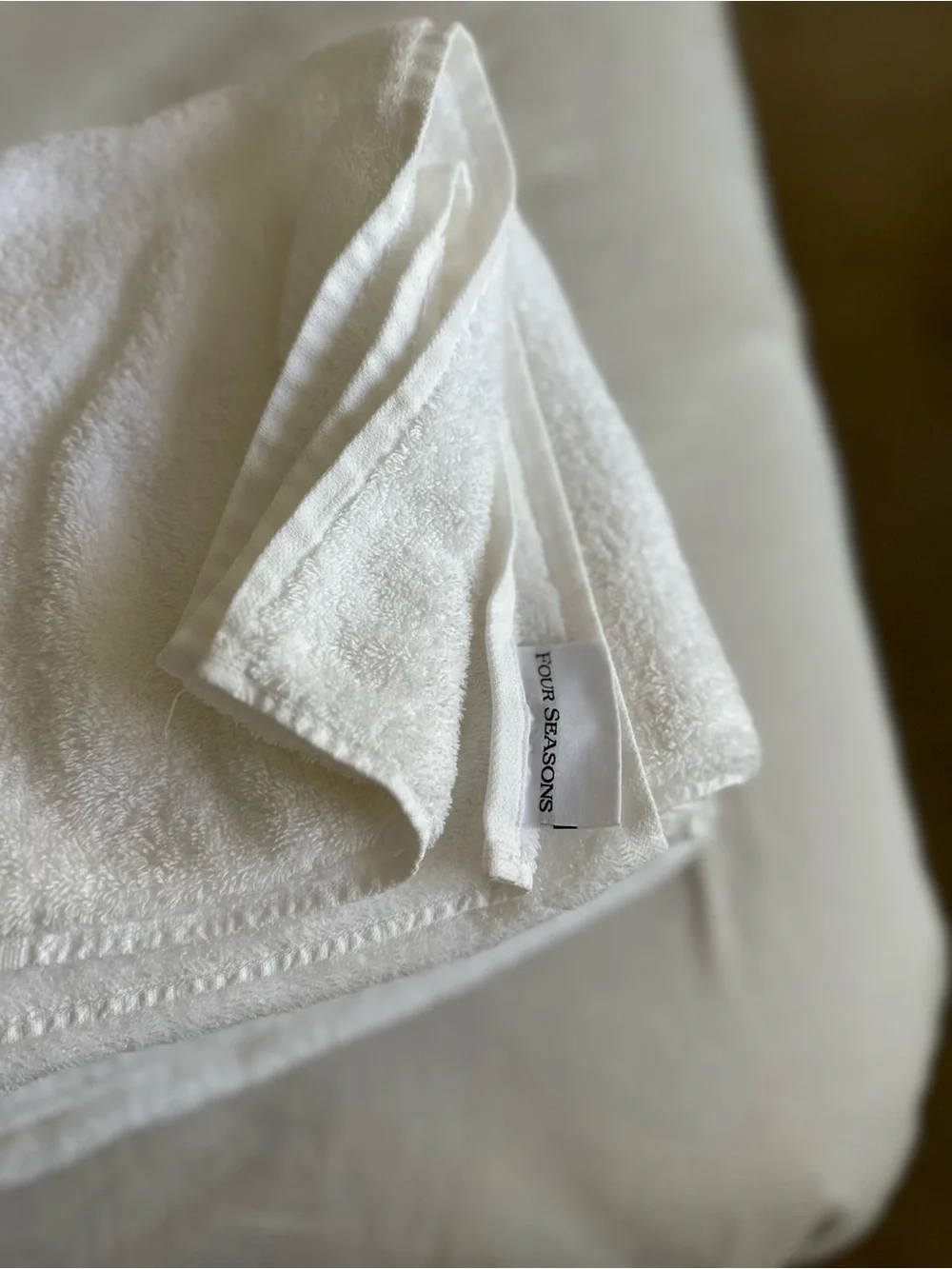 Four Seasons Hotels Pool Towel Set of 4 Signature White